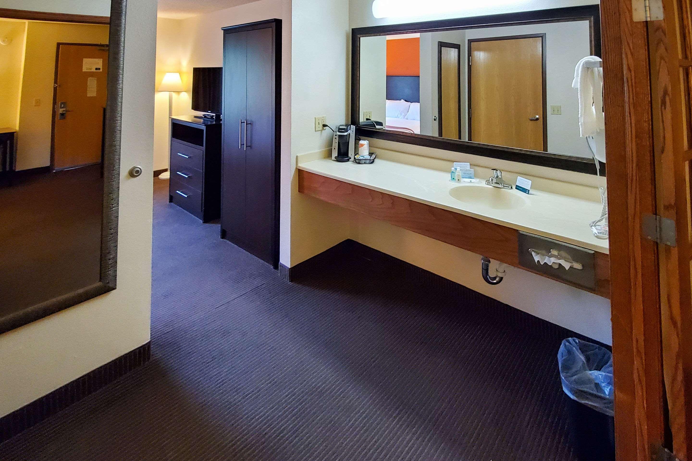 Quality Inn Atchison Buitenkant foto