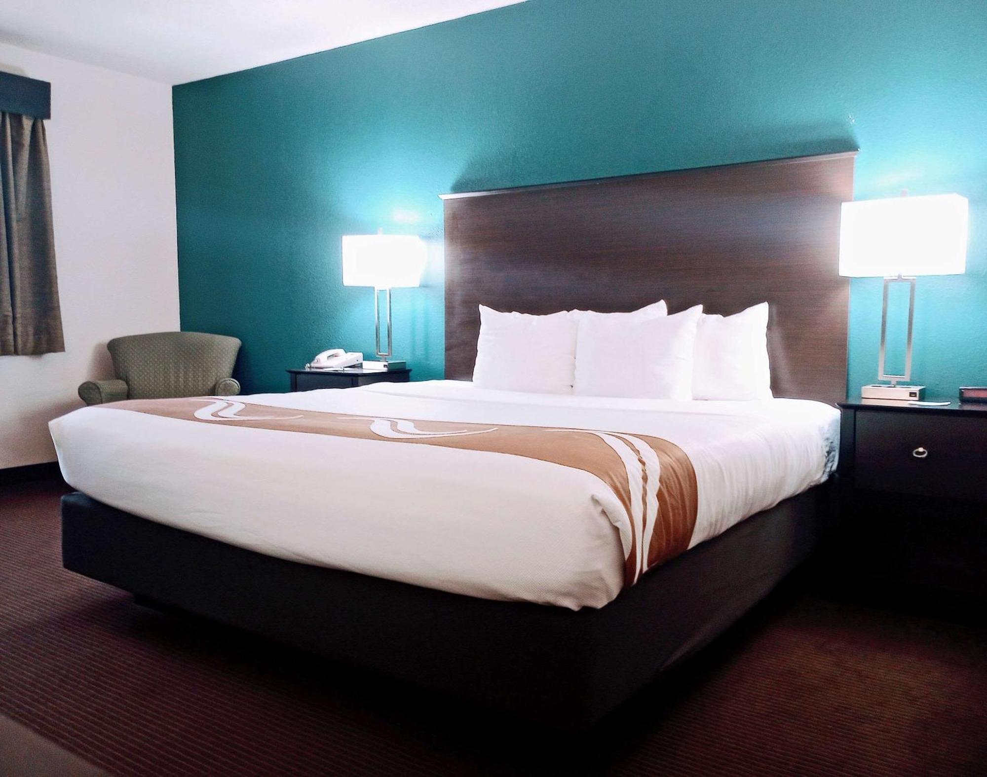 Quality Inn Atchison Buitenkant foto